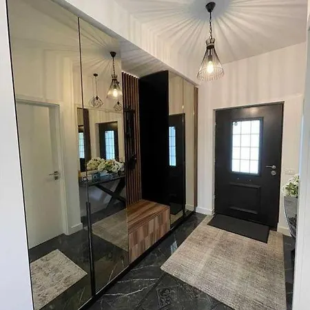 Apartamento Inchiriem Vila De Lux Untold 2021 *